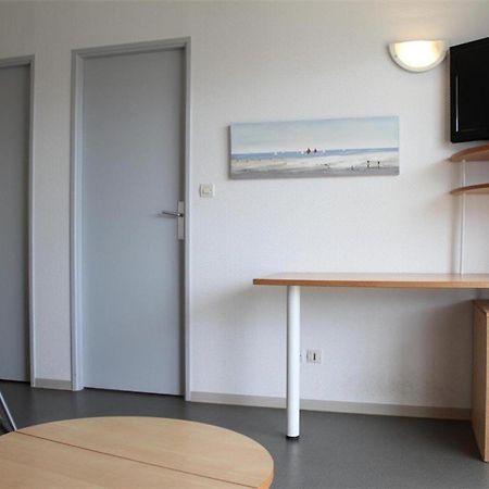 Studio Cabine 4 Pers Avec Balcon, Parking Et Piscine Aux Minimes - La Rochelle - Fr-1-246-177 Ngoại thất bức ảnh